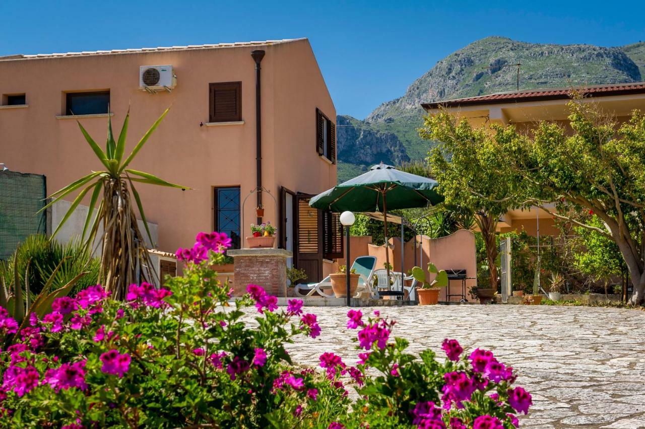Villa Oasi Del Relax Кастелламмаре-дель-Гольфо Екстер'єр фото