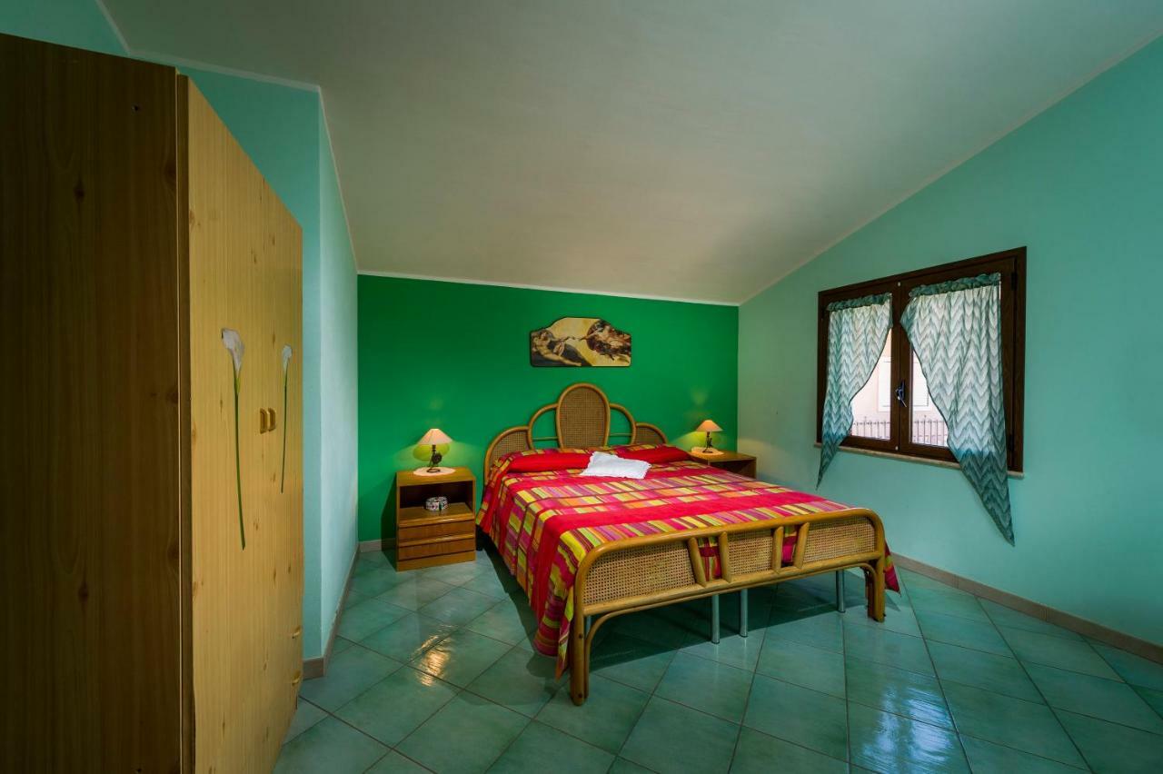 Villa Oasi Del Relax Кастелламмаре-дель-Гольфо Екстер'єр фото